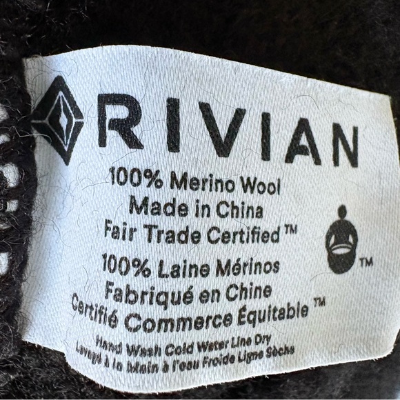 Rivian merino wool beanie hat ♟️ - Picture 2 of 2